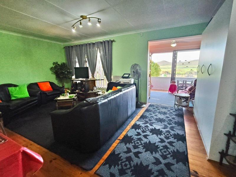 3 Bedroom Property for Sale in Fraaiuitsig Western Cape